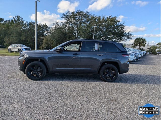 2022 Jeep Grand Cherokee Altitude