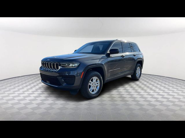 2022 Jeep Grand Cherokee Laredo