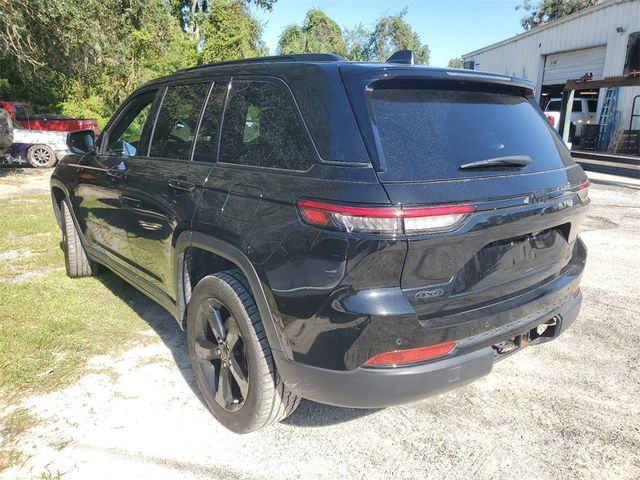 2022 Jeep Grand Cherokee Altitude