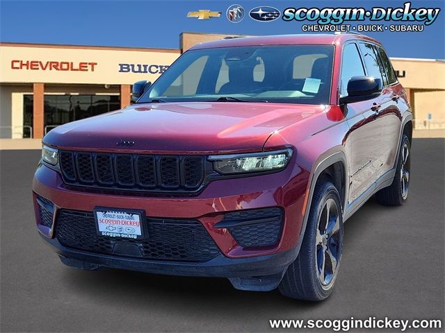 2022 Jeep Grand Cherokee Altitude