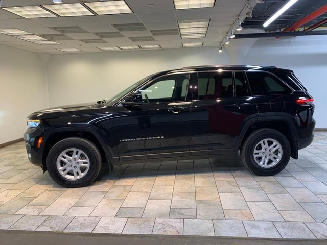 2022 Jeep Grand Cherokee Laredo