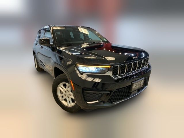 2022 Jeep Grand Cherokee Laredo