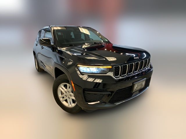 2022 Jeep Grand Cherokee Laredo