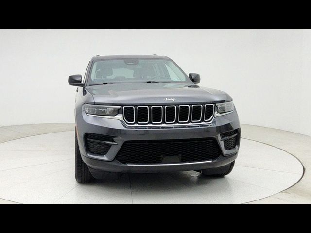 2022 Jeep Grand Cherokee Laredo