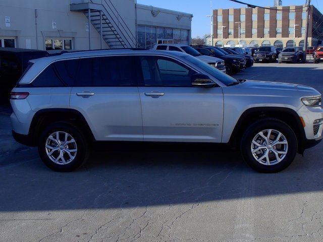 2022 Jeep Grand Cherokee Limited