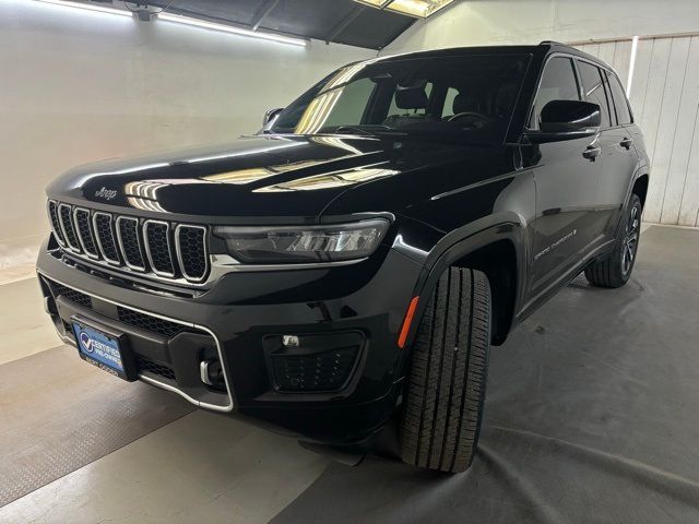 2022 Jeep Grand Cherokee Overland