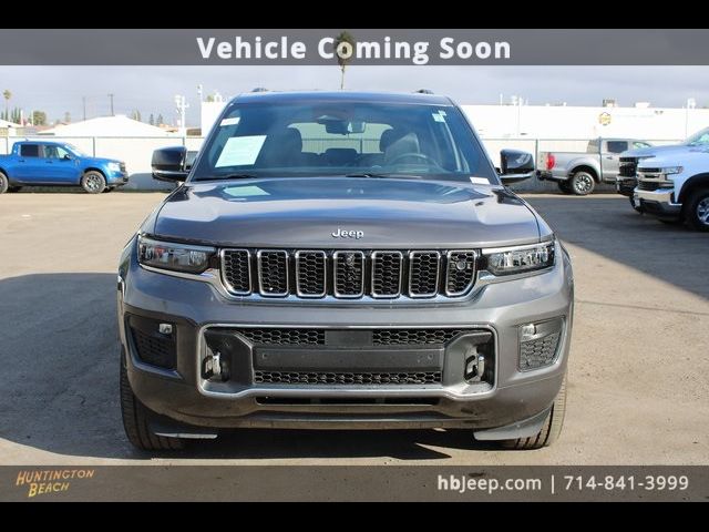 2022 Jeep Grand Cherokee Overland