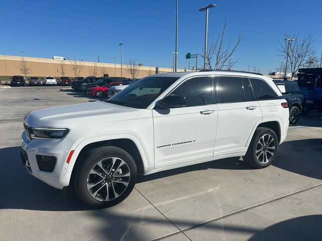 2022 Jeep Grand Cherokee Overland