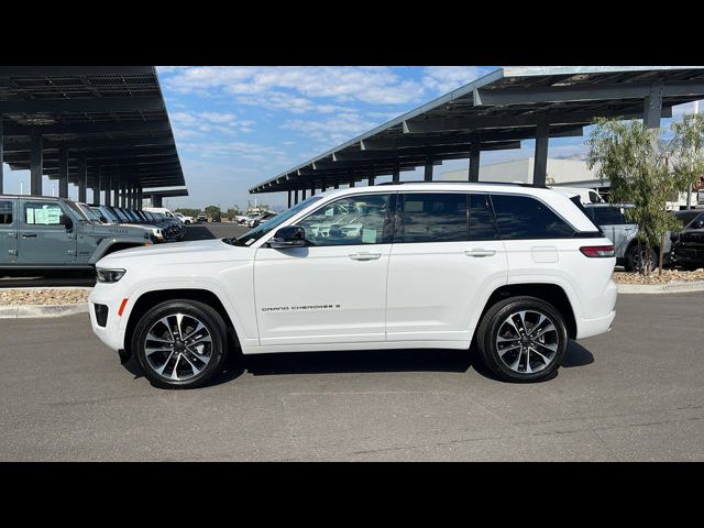 2022 Jeep Grand Cherokee Overland