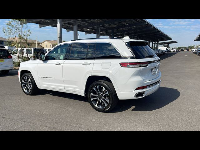 2022 Jeep Grand Cherokee Overland