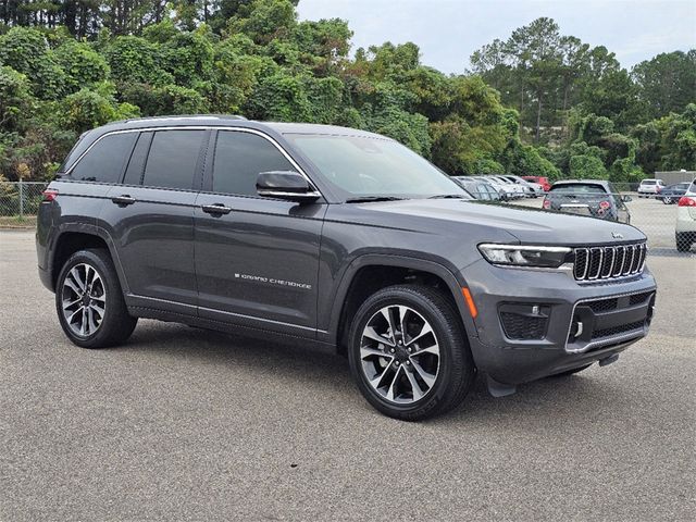 2022 Jeep Grand Cherokee Overland