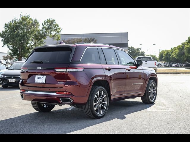 2022 Jeep Grand Cherokee Overland