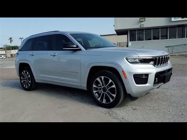 2022 Jeep Grand Cherokee Overland