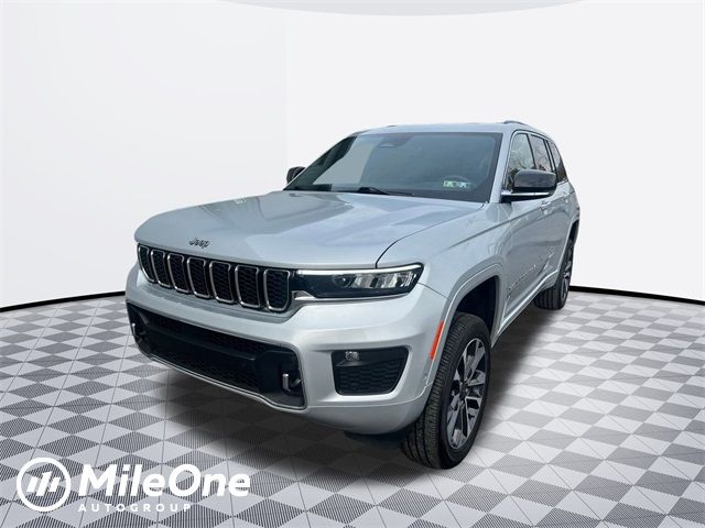 2022 Jeep Grand Cherokee Overland