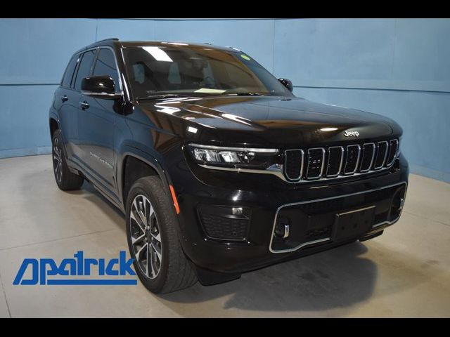 2022 Jeep Grand Cherokee Overland