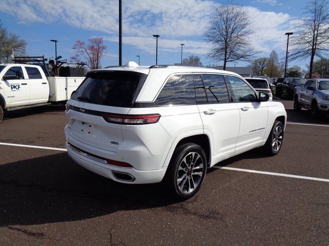 2022 Jeep Grand Cherokee Overland