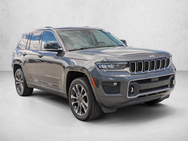 2022 Jeep Grand Cherokee Overland