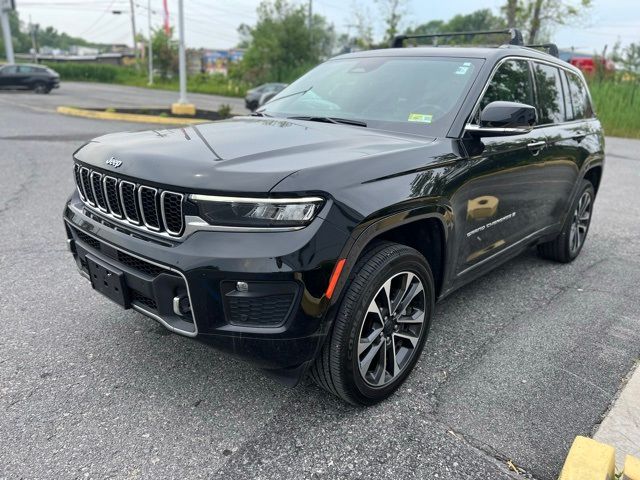 2022 Jeep Grand Cherokee Overland