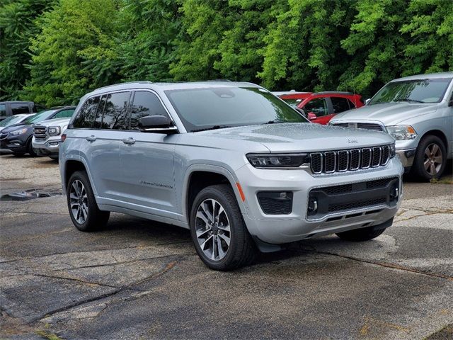 2022 Jeep Grand Cherokee Overland