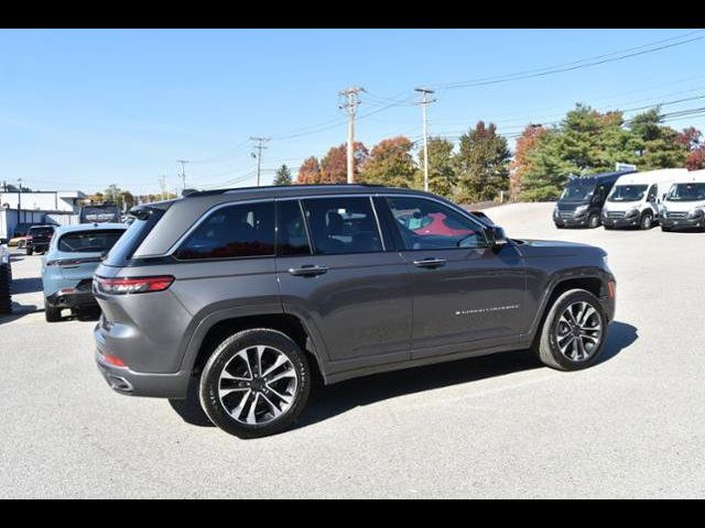 2022 Jeep Grand Cherokee Overland