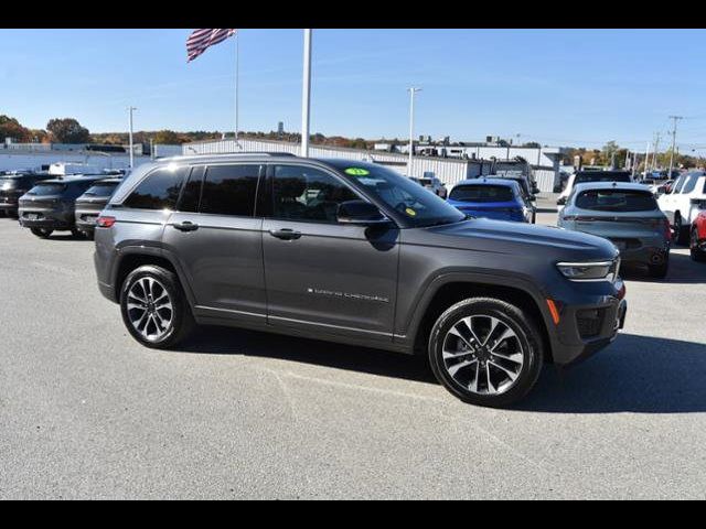 2022 Jeep Grand Cherokee Overland