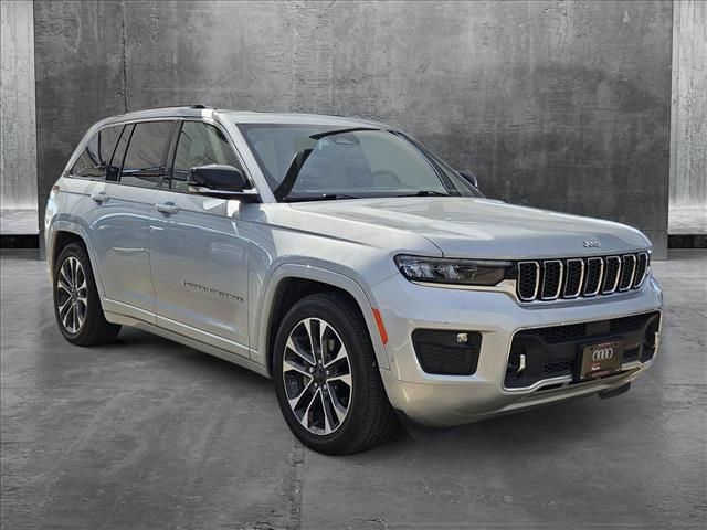 2022 Jeep Grand Cherokee Overland