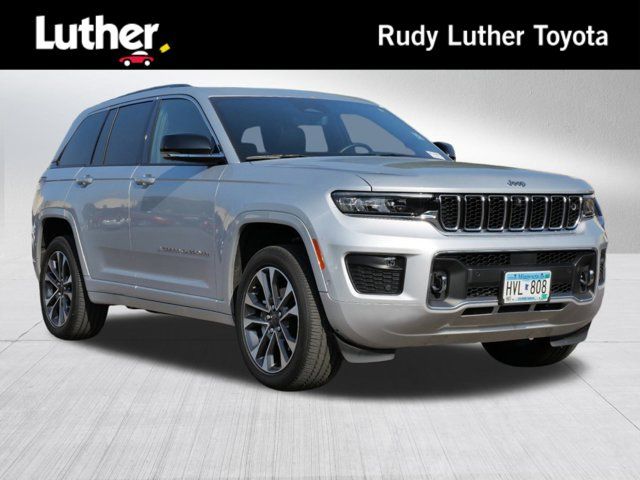 2022 Jeep Grand Cherokee Overland