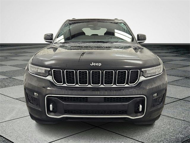 2022 Jeep Grand Cherokee Overland