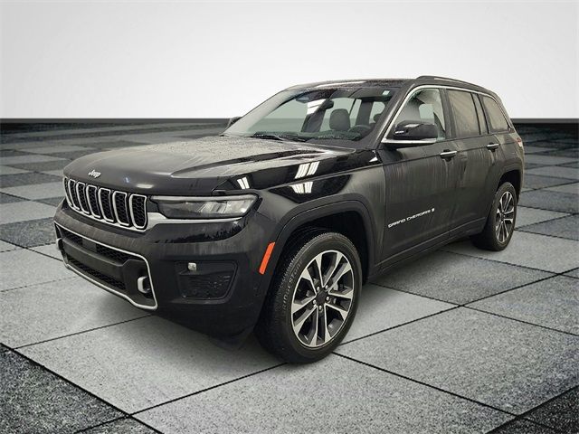 2022 Jeep Grand Cherokee Overland