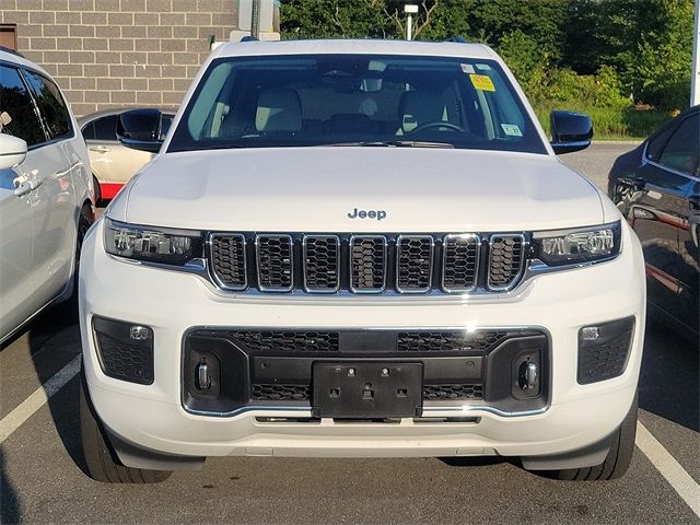 2022 Jeep Grand Cherokee Overland