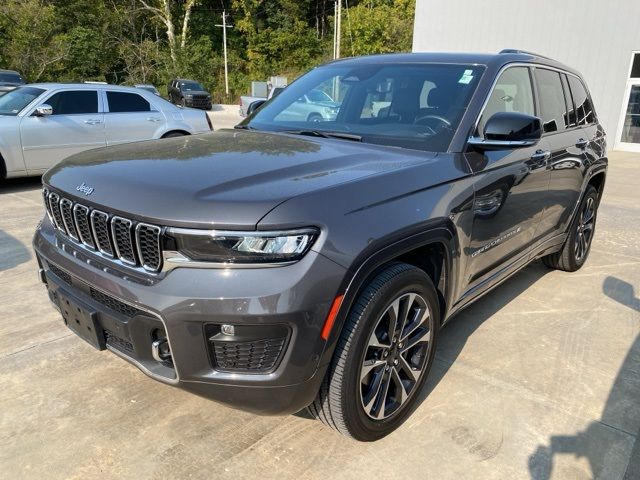 2022 Jeep Grand Cherokee Overland