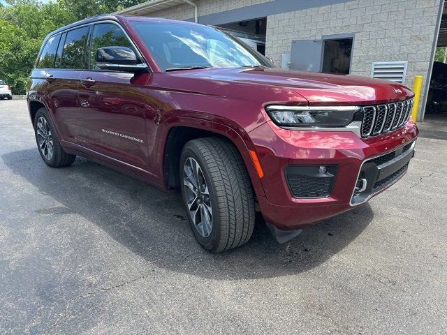 2022 Jeep Grand Cherokee Overland