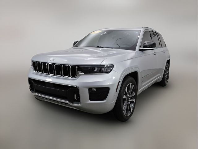 2022 Jeep Grand Cherokee Overland