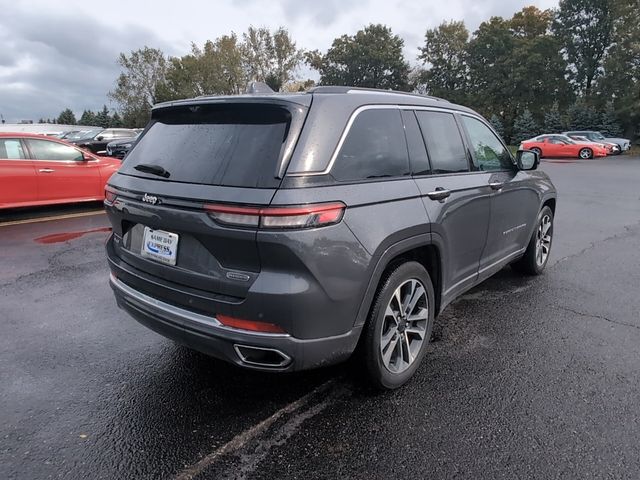 2022 Jeep Grand Cherokee Overland