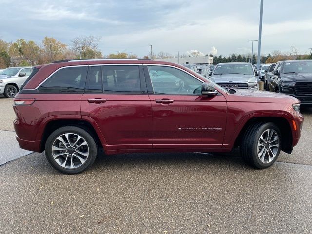 2022 Jeep Grand Cherokee Overland