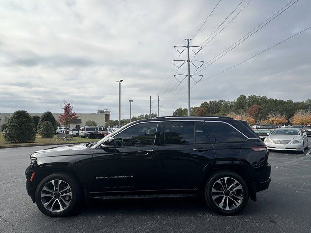 2022 Jeep Grand Cherokee Overland