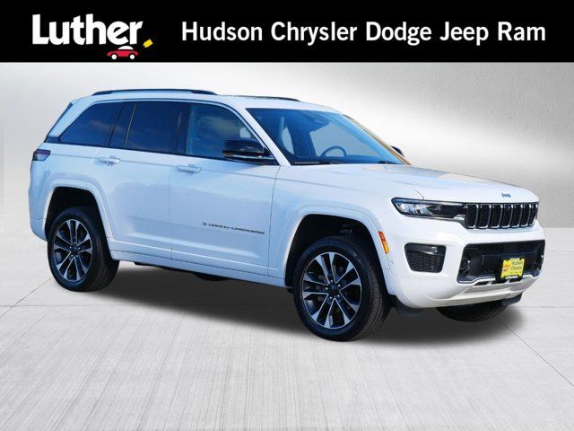 2022 Jeep Grand Cherokee Overland