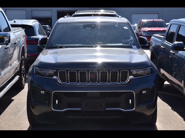 2022 Jeep Grand Cherokee Overland