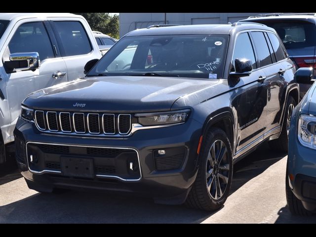 2022 Jeep Grand Cherokee Overland