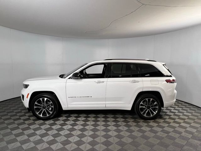 2022 Jeep Grand Cherokee Overland