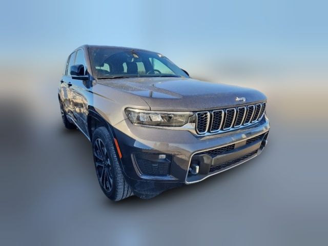 2022 Jeep Grand Cherokee Overland