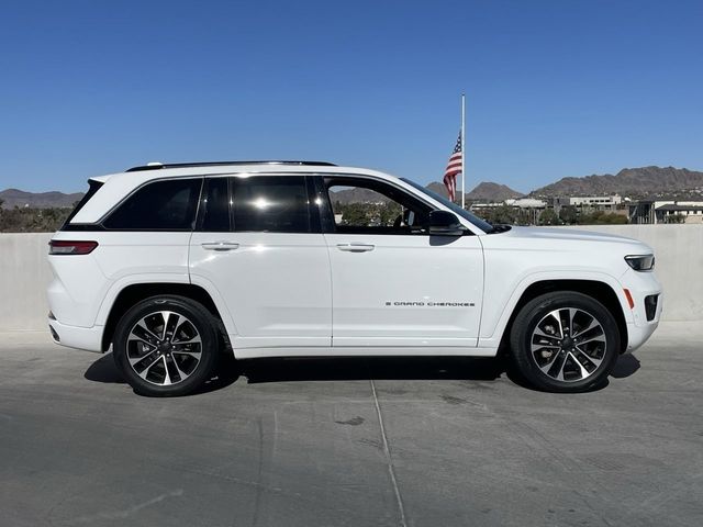 2022 Jeep Grand Cherokee Overland