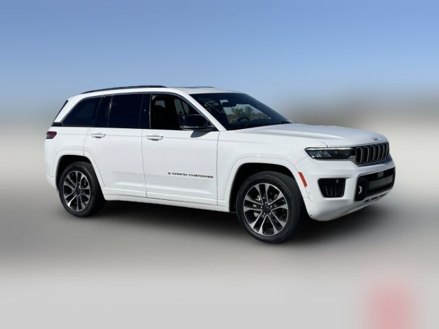 2022 Jeep Grand Cherokee Overland