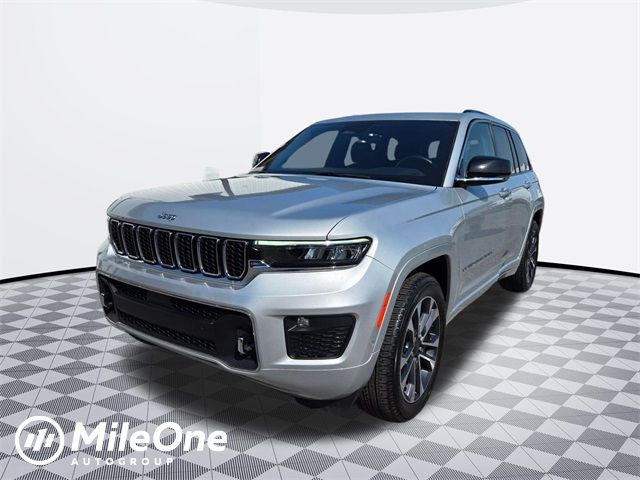 2022 Jeep Grand Cherokee Overland