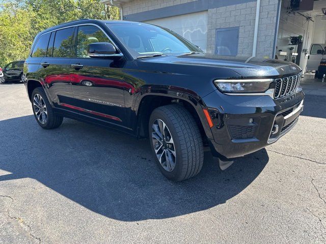 2022 Jeep Grand Cherokee Overland