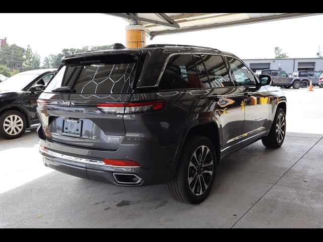 2022 Jeep Grand Cherokee Overland