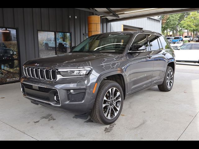 2022 Jeep Grand Cherokee Overland