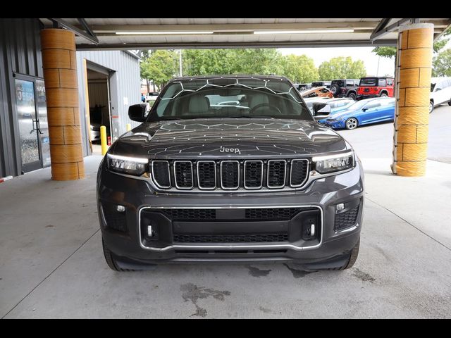 2022 Jeep Grand Cherokee Overland