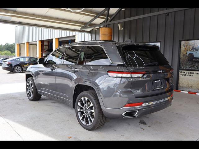 2022 Jeep Grand Cherokee Overland