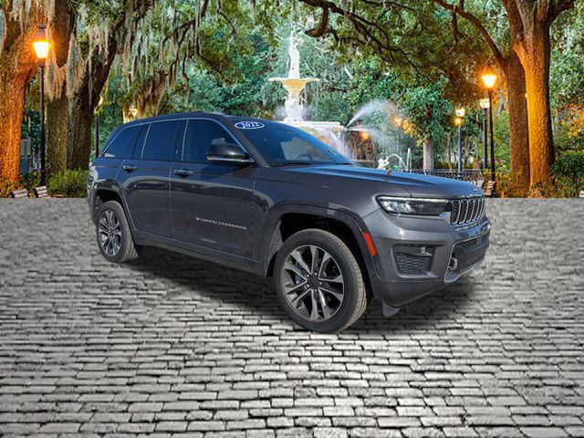 2022 Jeep Grand Cherokee Overland